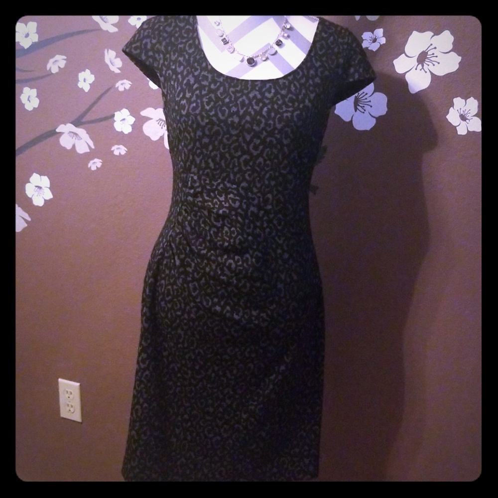 Black and grey leopard print dress